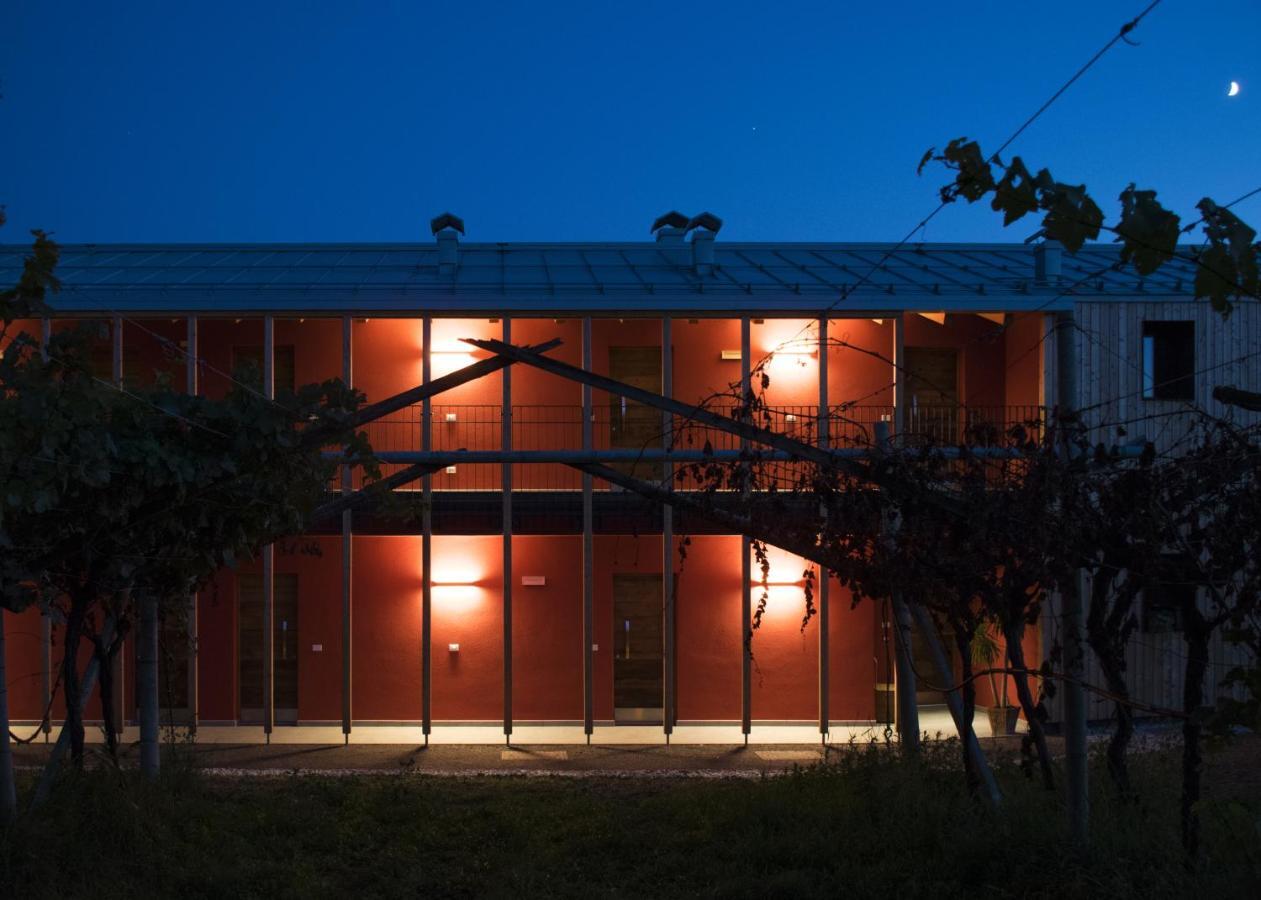 8 Grappoli Agritur Vila Trento Exterior foto